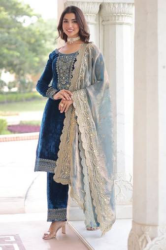 Morpich Velvet Sequins & Zari Embroidered Kurta Set