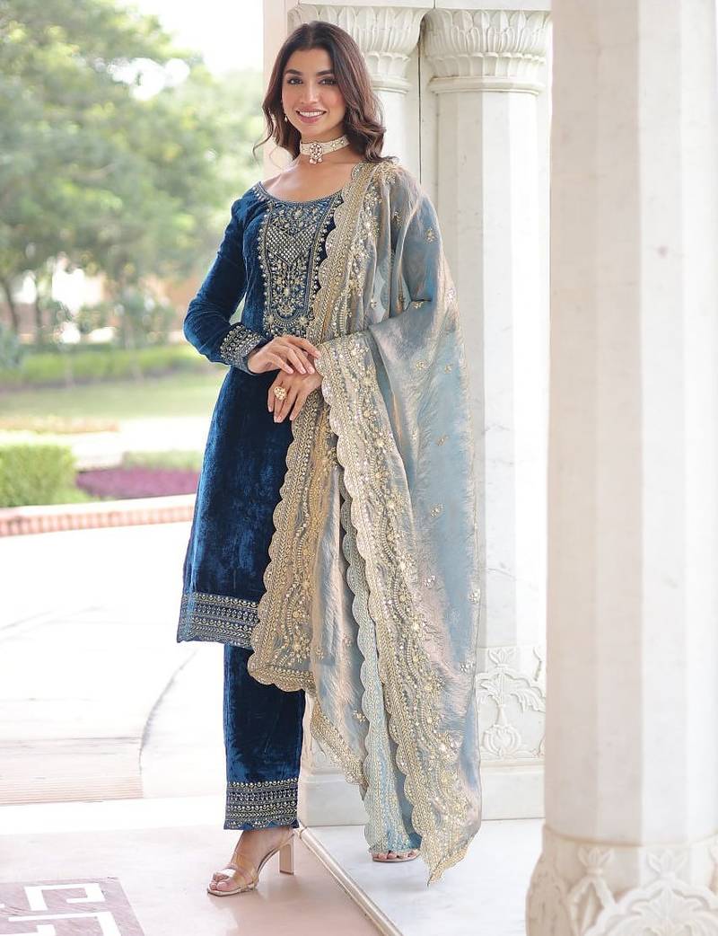 Morpich Velvet Sequins & Zari Embroidered Kurta Set