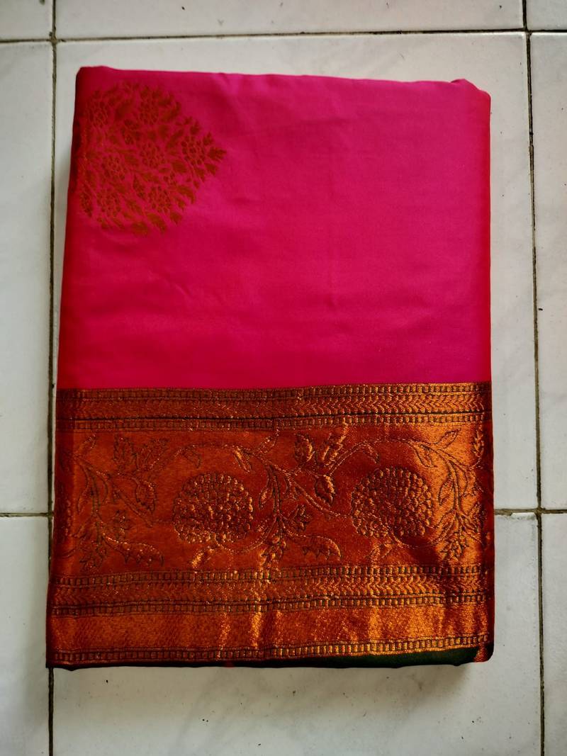 Pink woven kanchipuram art silk saree with blouse