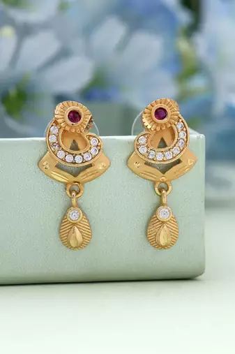 Gold color antique earrings