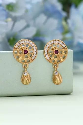 Gold color antique earrings