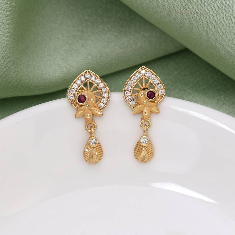 Gold color antique earrings