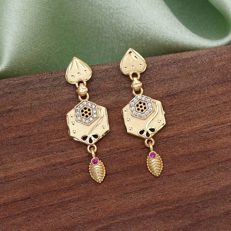 Gold color antique earrings