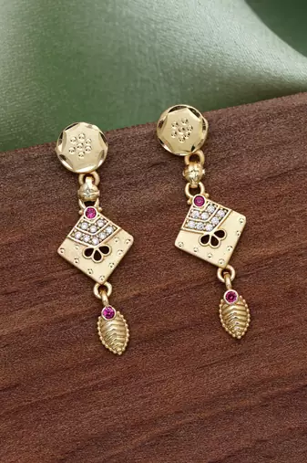 Gold color antique earrings