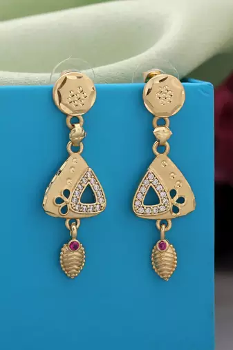 Gold color antique earrings