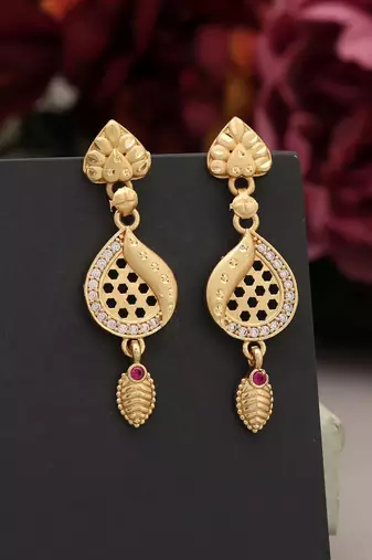 Gold color antique earrings