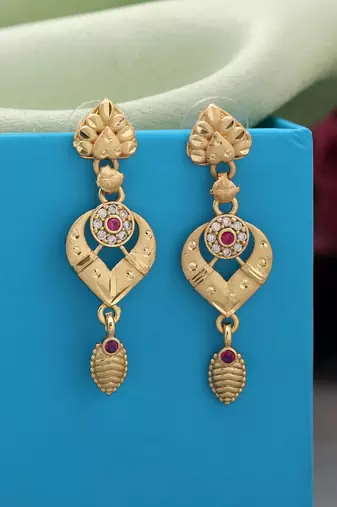 Gold color antique earrings