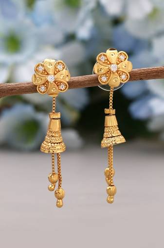 Gold color antique earrings