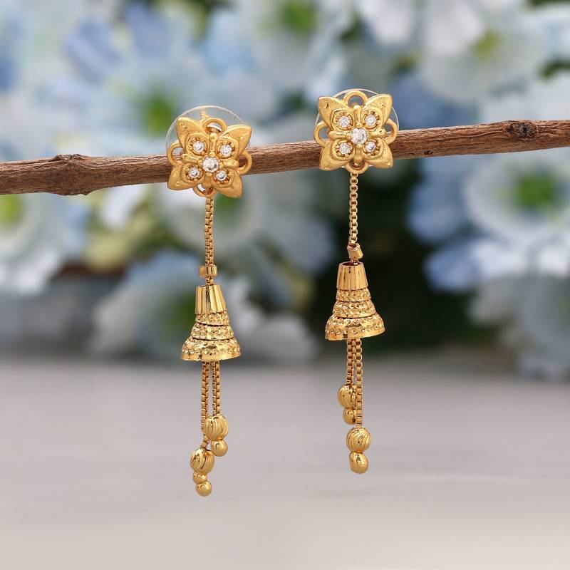 Gold color antique earrings