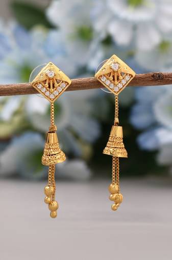 Gold color antique earrings