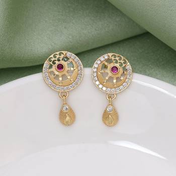 Gold color antique earrings 2