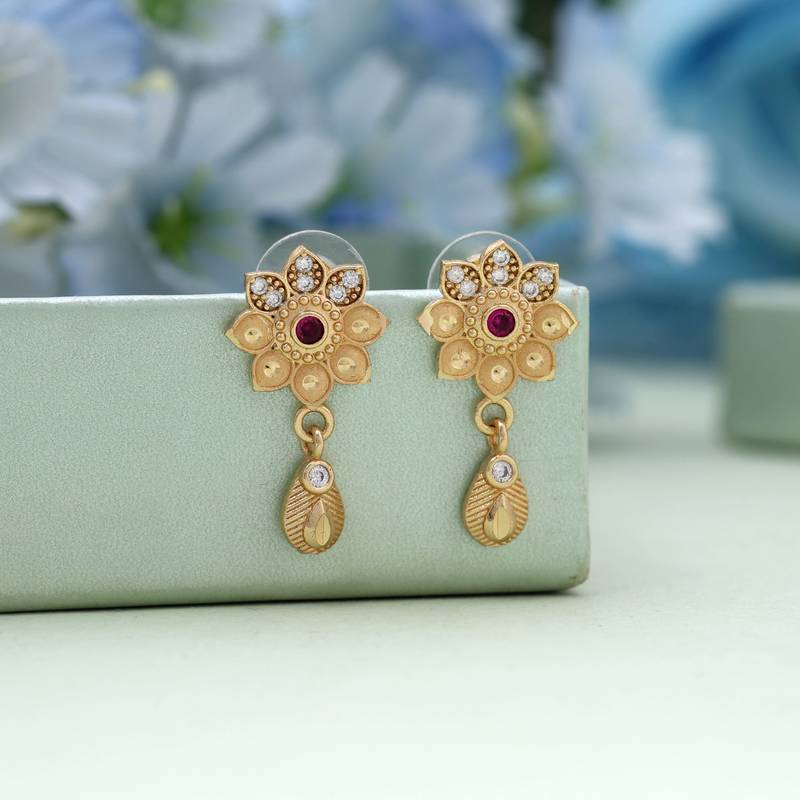 Gold color antique earrings