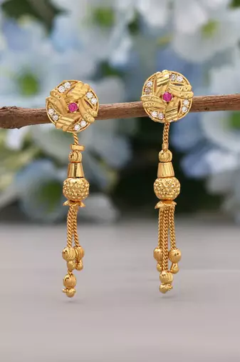 Gold color antique earrings