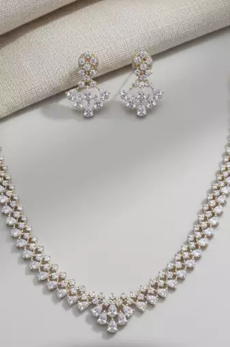 Ivory radiance diamond necklace set