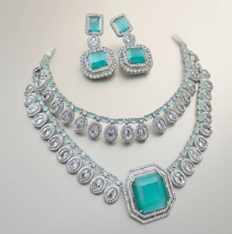 Emerald-cut statement