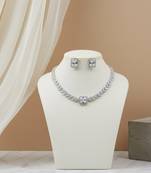 Rubans silver-toned stone-studded jewellery set