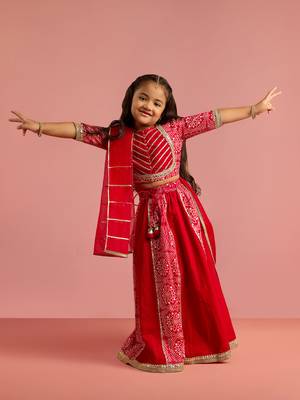 girls red bandhani printed lehenga choli set with organza dupatta  1