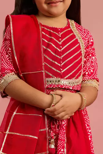 girls red bandhani printed lehenga choli set with organza dupatta 