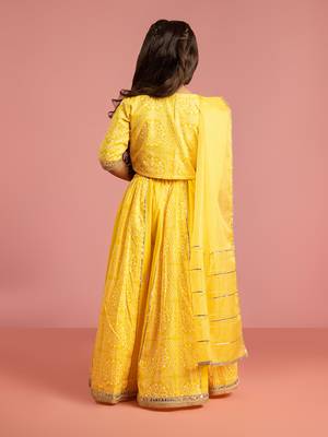 yellow bandhani printed lehenga choli set with organza dupatta 5