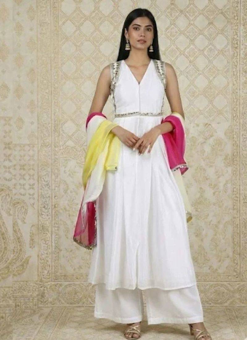 White dhoti set with colorful dupatta
