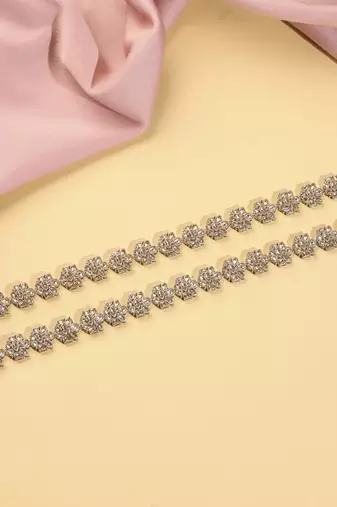 Dazzling flower design brown kundan stone antique gold plated set of 2 anklet(payal) for women