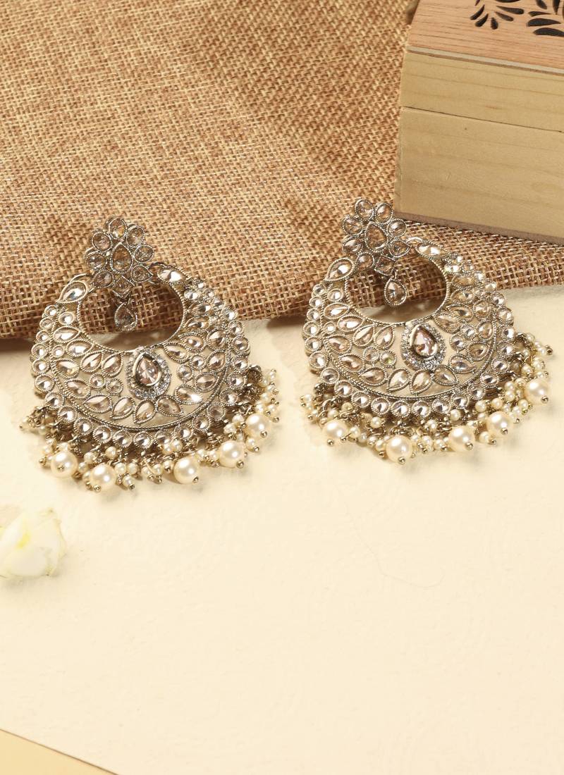 Lovely chandelier shape brown kundan stone antique gold plated chandelier earring for women