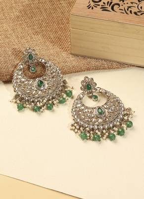 Stylish chandelier shape green kundan stone antique gold plated chandelier earring for women 3