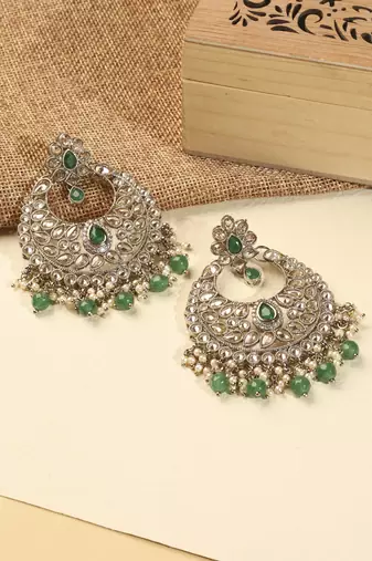 Stylish chandelier shape green kundan stone antique gold plated chandelier earring for women