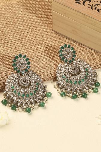 Lavish chandelier & circle shape green kundan stone antique gold plated chandelier earring for women