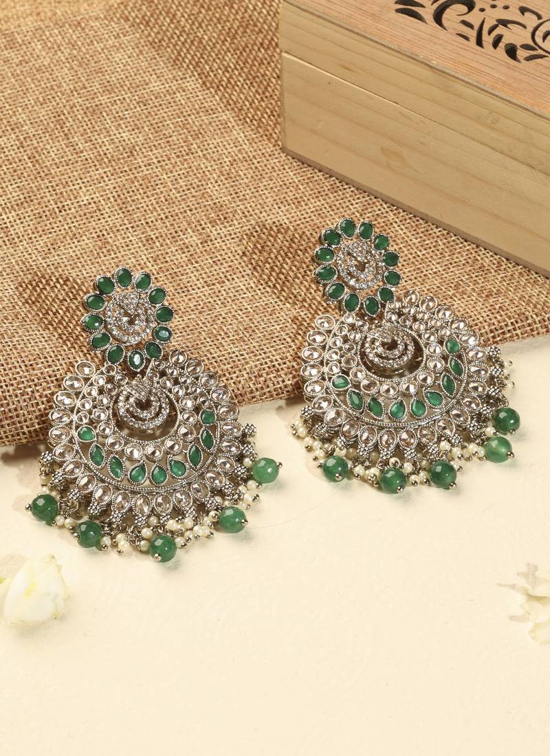 Lavish chandelier & circle shape green kundan stone antique gold plated chandelier earring for women
