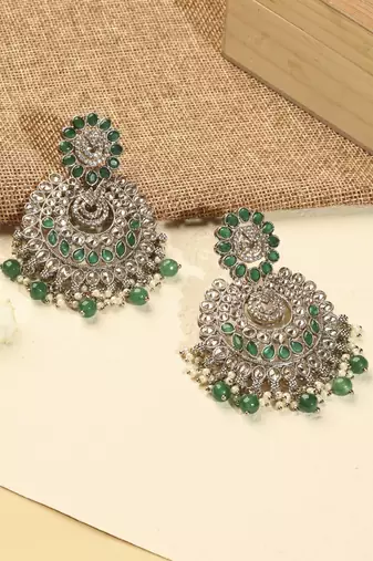 Lavish chandelier & circle shape green kundan stone antique gold plated chandelier earring for women