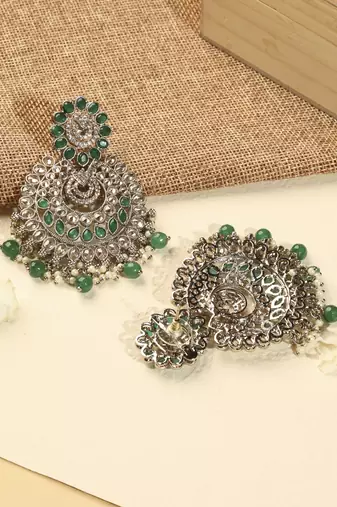 Lavish chandelier & circle shape green kundan stone antique gold plated chandelier earring for women