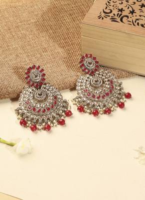 Lovely chandelier and circle shape red kundan stone antique gold plated chandelier earring for women 3