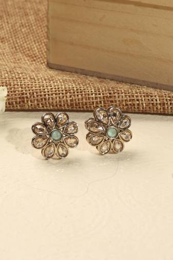 Smooth flower design brown kundan stone antique gold plated stud earring for women