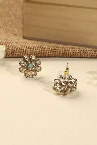 Smooth flower design brown kundan stone antique gold plated stud earring for women