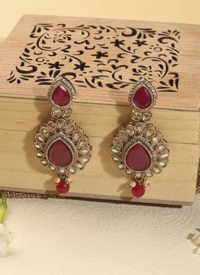 Stylish round and oval shape red kundan stone antique gold plated brass dangle earring for women 1