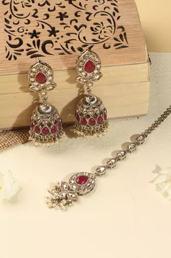 Leaf and oval shape green kundan stone antique gold plated jhumki earring with maang tikka for women