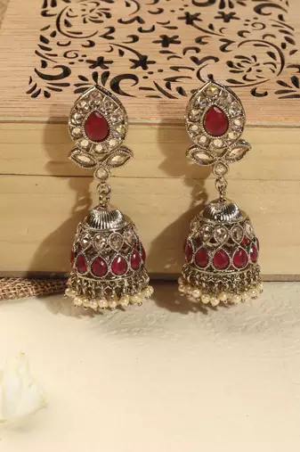 Leaf and oval shape green kundan stone antique gold plated jhumki earring with maang tikka for women