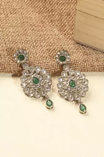 Round flower shape green kundan stone antique gold plated brass dangle earring maang tikka for women