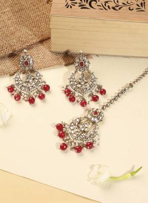 Chandelier red pearl brown kundan stone antique gold plated brass earring with maang tikka for women 1