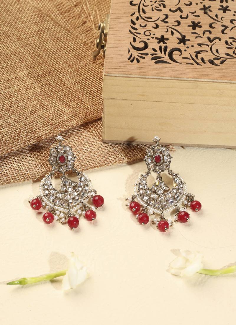 Chandelier red pearl brown kundan stone antique gold plated brass earring with maang tikka for women