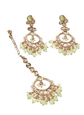 Leaf shape green pearl brown kundan gold plated brass chandelier earring maang tikka for women 2