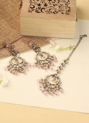 Leaf shape pink pearl brown kundan gold plated brass chandelier earring with maang tikka for women 1
