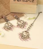 Leaf shape pink pearl brown kundan gold plated brass chandelier earring with maang tikka for women