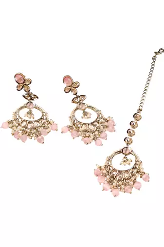 Leaf shape pink pearl brown kundan gold plated brass chandelier earring with maang tikka for women