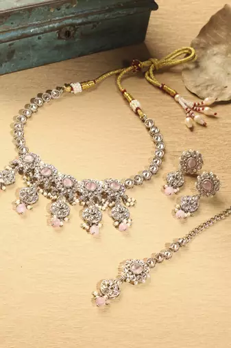 Flower and round shape pink kundan stone gold plated choker necklace set with maang tikka for women