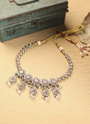 Flower and round shape pink kundan stone gold plated choker necklace set with maang tikka for women 2