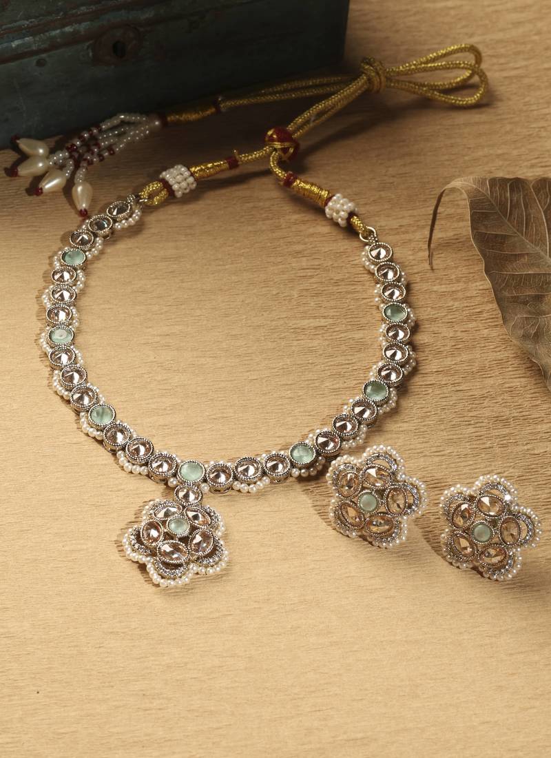 Round circle shape sky blue kundan stone gold plated choker necklace set with maang tikka for women