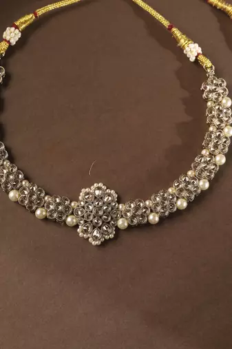 Flower shape pearl brown kundan stone gold plated choker necklace set with maang tikka for women