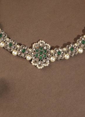 Flower shape pearl green kundan stone gold plated choker necklace set with maang tikka for women 5